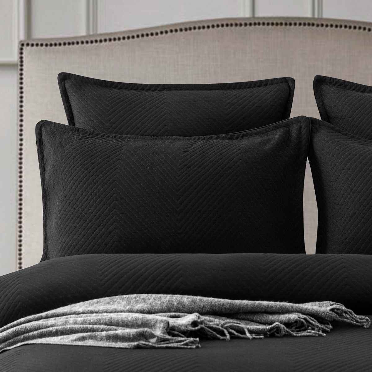 Chevron Jacquard Black Quilt Cover Set by Renee Taylor King