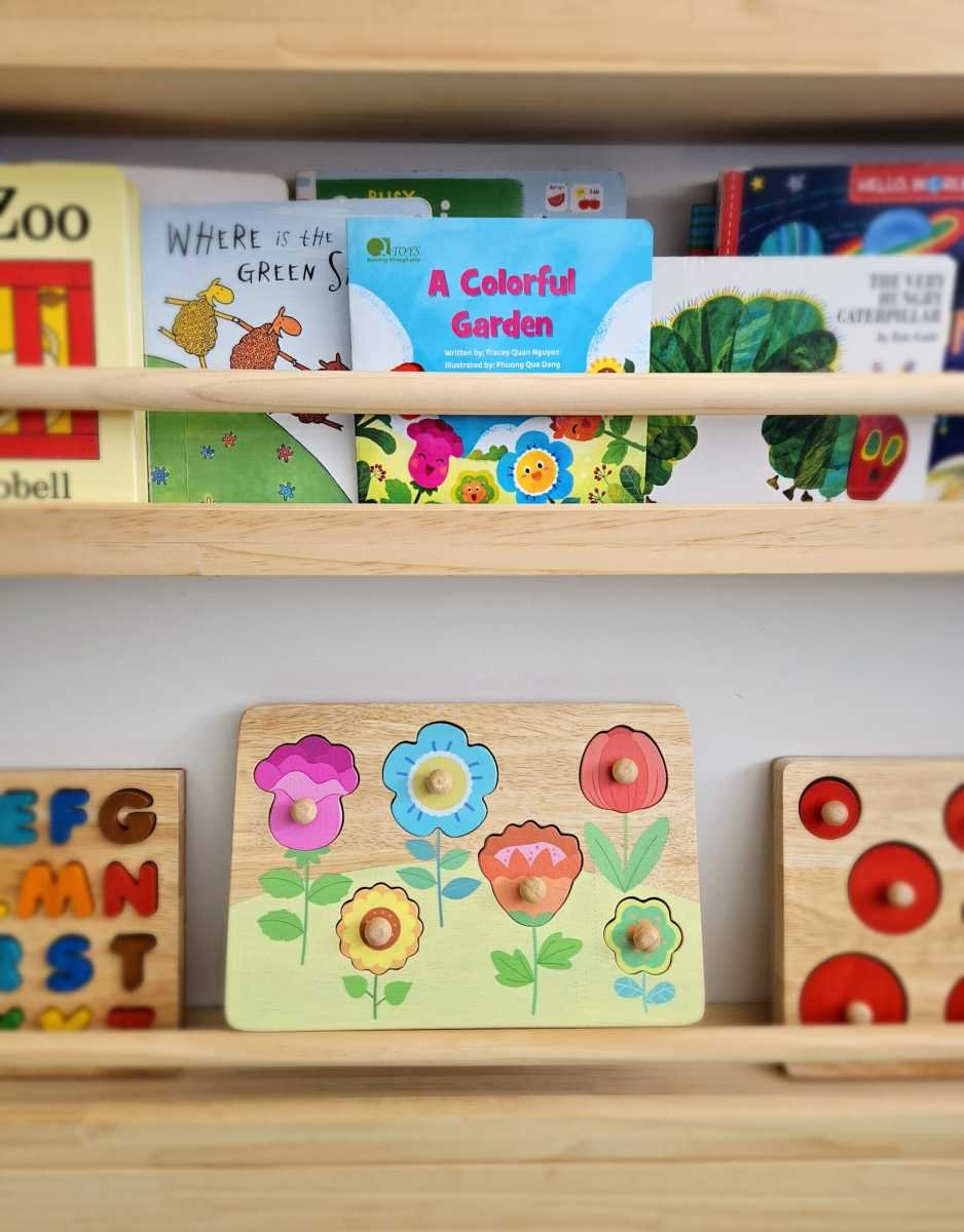 Flower Garden puzzle and book set