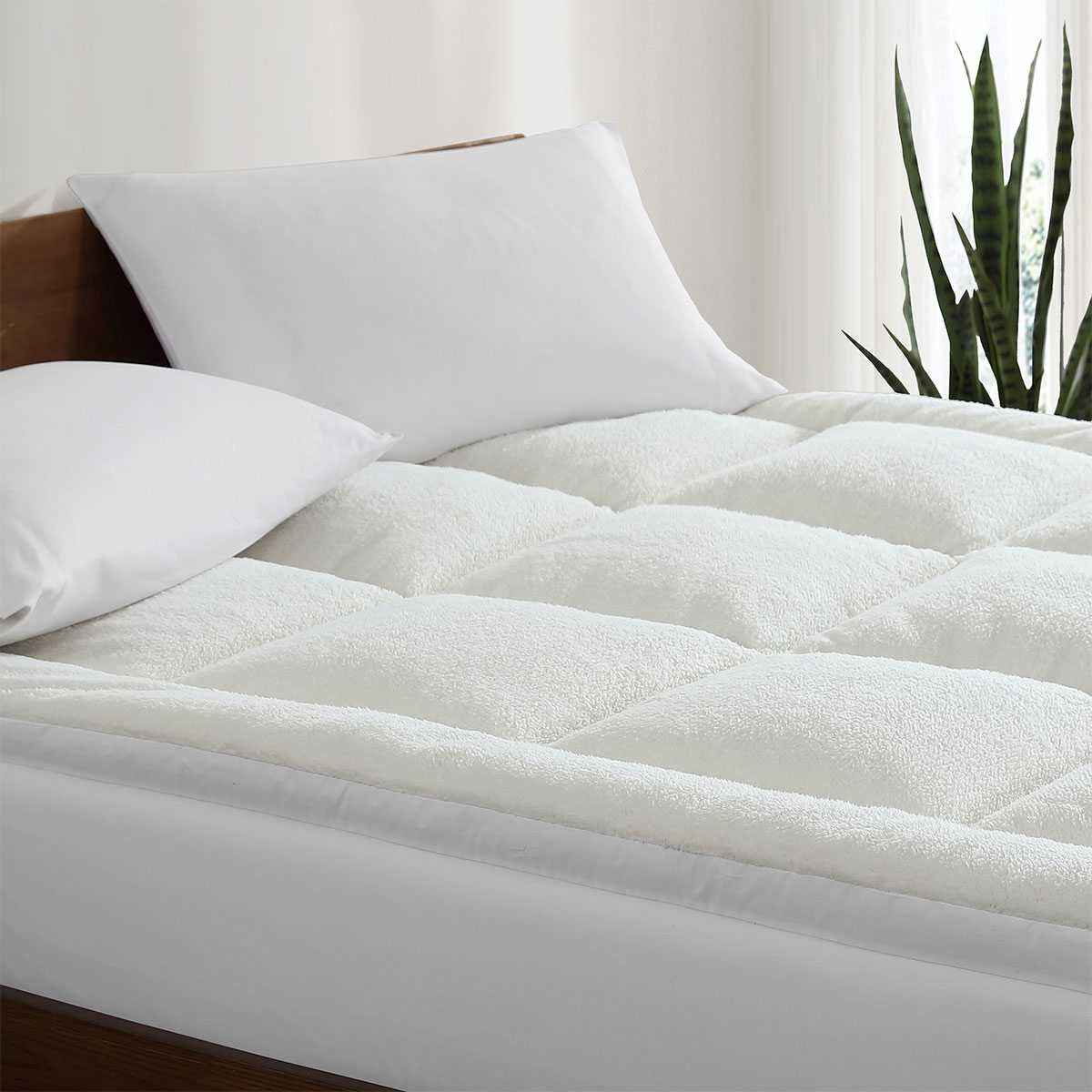 Ardor 1800GSM Reversible Mattress Topper Queen