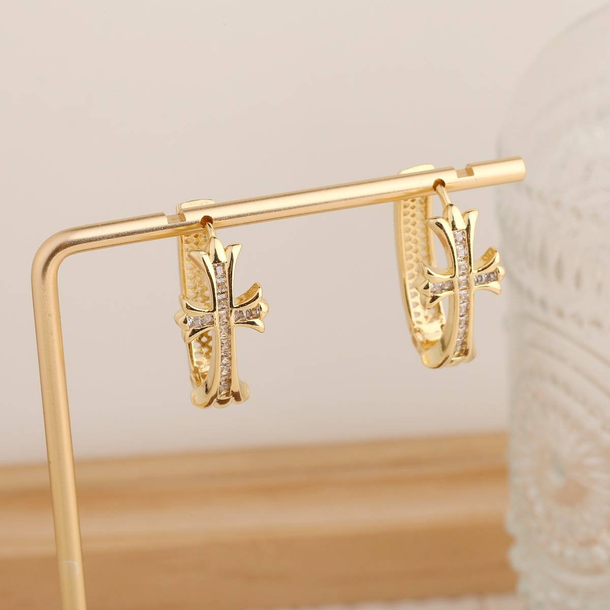 1-Pair Gold Sparkling Iced Out Rhinestone Cross Hoop Earrings - Punk Elegance Ear Buckle for Women
