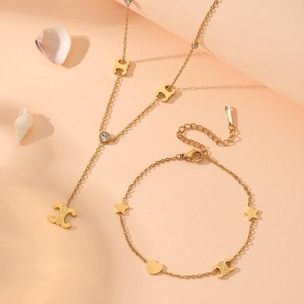 Stylish Stainless Steel Jewelry Set – Elegance Meets Durability with Parisian Arc de Triomphe Design