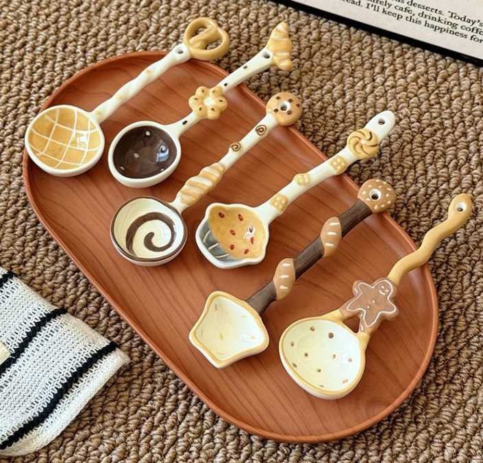 Toast Scoop Creative Hand-Painted Ceramic Spoon - Cute Cartoon Bakery Series Long Handle Soup Spoon - High-Quality Underglaze Tableware for Desserts and Coffee