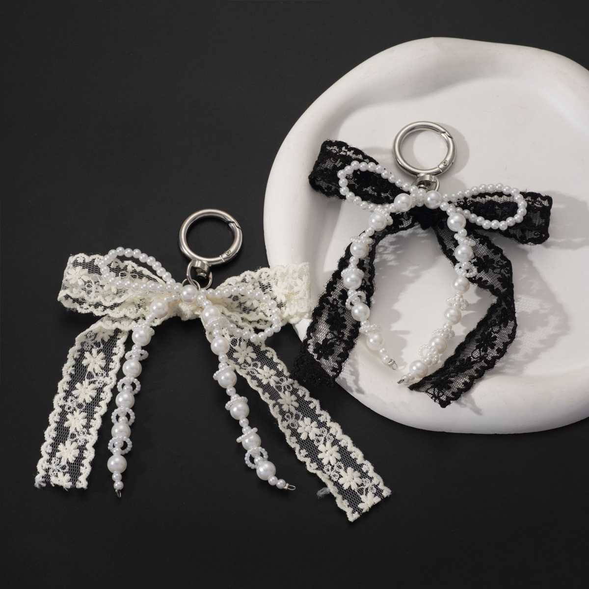 Korean Style Designer Faux Pearl and Fabric Bow Bag Charm Elegant Beige Ribbon Bow Keychain for Handbags and Car Keys