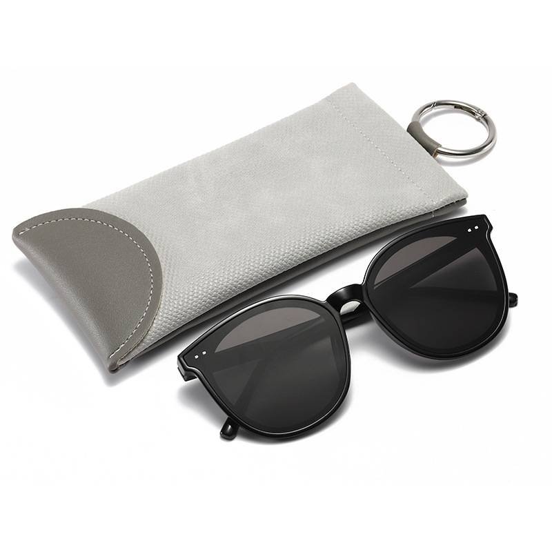 2 Pcs Grey Portable Eyeglasses Pouch with Keychain Snake Skin Pattern Soft Sunglasses Bag Fashion Myopia Glasses Case(Bù hán yǎnjìng) 6 / 5,000 (Eyeglasses not included)