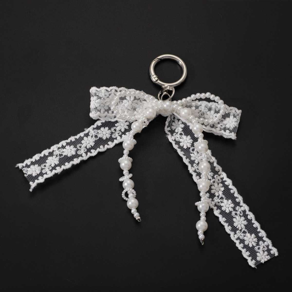 Korean Style Designer Faux Pearl and Fabric Bow Bag Charm Elegant White Ribbon Bow Keychain for Handbags and Car Keys