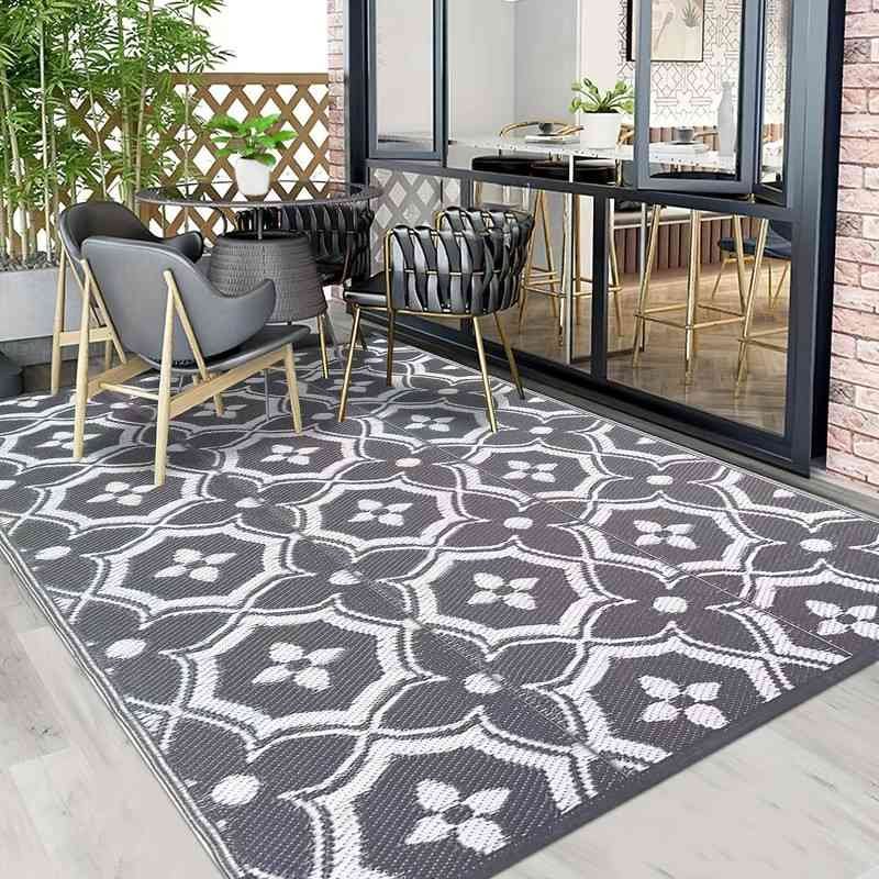 Outdoor Reversible Patio Mat Geometric Pattern