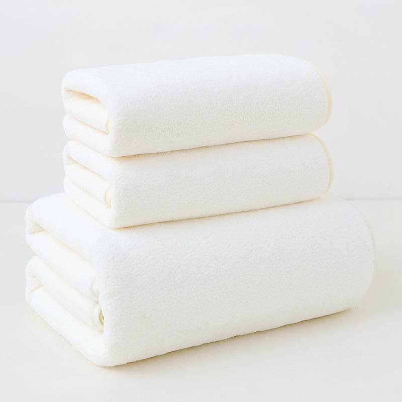 Beige Coral Fleece Thick Towel and Bath Towel Set – 4 Face Towels and 2 Bath Towels in Solid Colors, Highly Absorbent and Ultra-Soft for Home Use