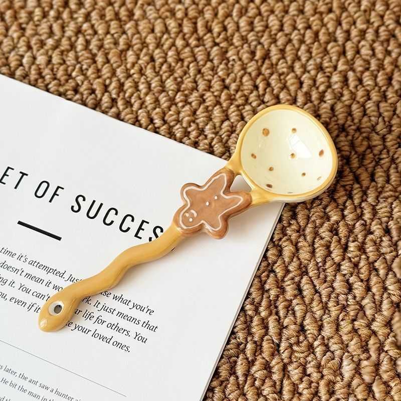 Gingerbread Man Scoop Creative Hand-Painted Ceramic Spoon - Cute Cartoon Bakery Series Long Handle Soup Spoon - High-Quality Underglaze Tableware for Desserts and Coffee