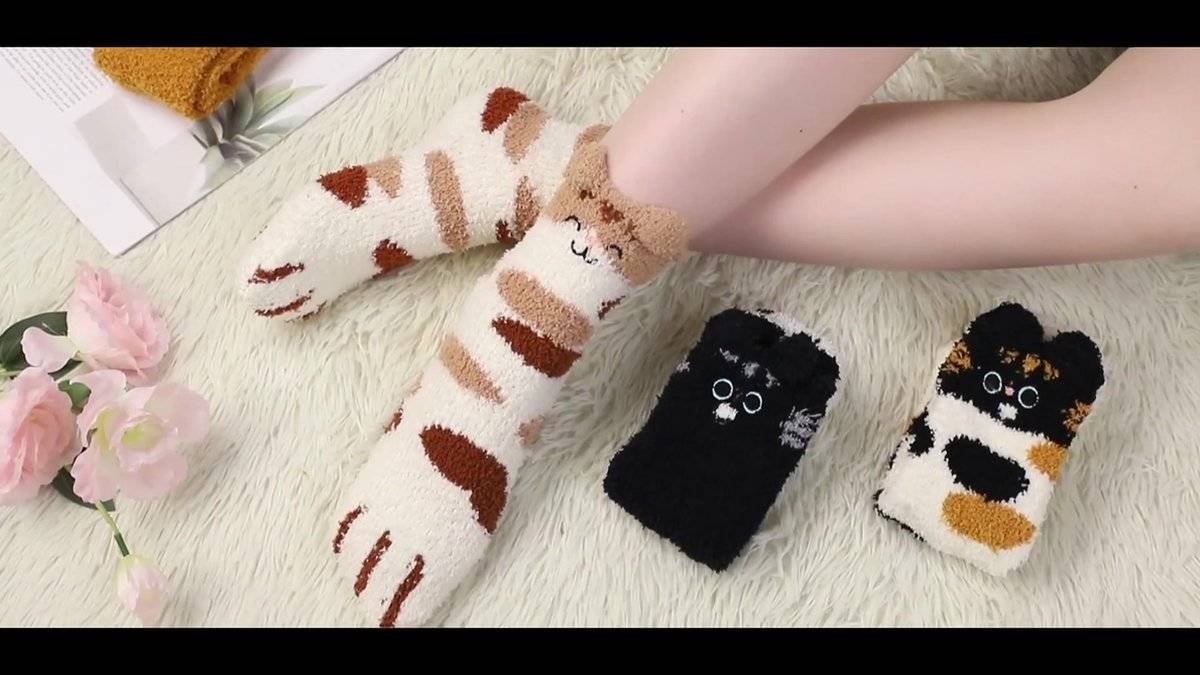 Warm Winter Socks Ladies - Set of 6 Pairs - Ladies Plush Socks - Women's Socks - House Socks - Sleep Socks - Fluffy Socks - Cat Claw - Cute Animal Socks - Birthday - Mother's Day - Gift for Women - Thick, Warming Quality - Christmas Gift