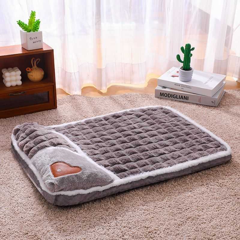 Grey L size Luxury Plush Pet Sleeping Mat, Thickened Warm Pet Bed Cushion for Dogs and Cats, Soft Fabric Pet Sofa Pad with Non-Slip Waterproof Base