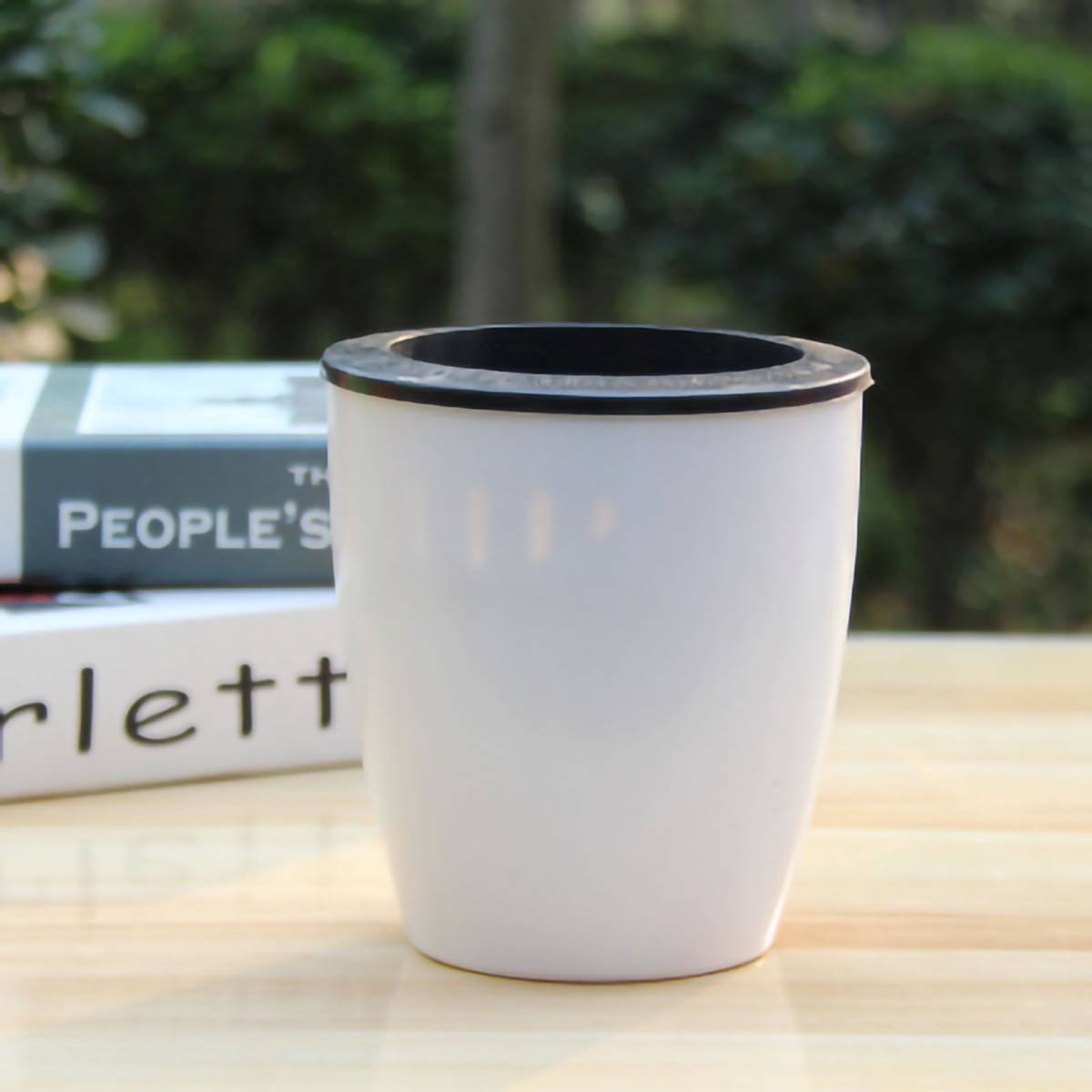 Round Flower Planter Self Absorbing Water PP Resin Flower Pot with Planting Basket Cotton Rope M7 Pot