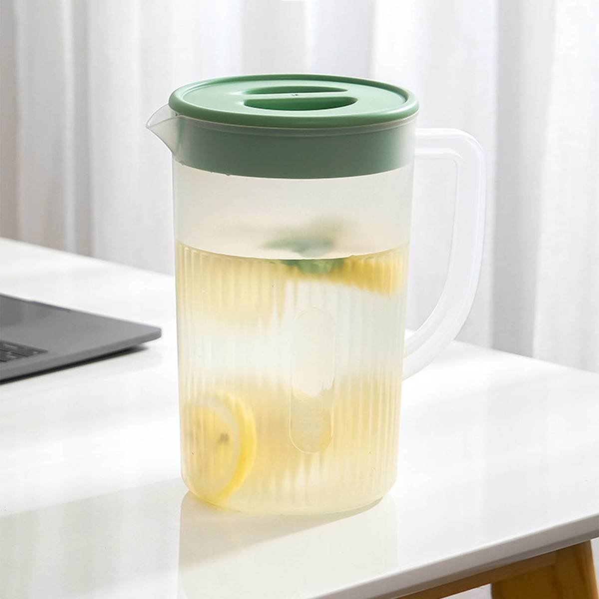 PALIFEUR Water Pitcher with Lid, 2 L Plastic Pitcher for Tea & Juice Water, Hot/Cold Water Jug, Tea Pitcher, Juice Pitcher, 13.5 x 7.2 x 4.7 Inch Z-4-B
