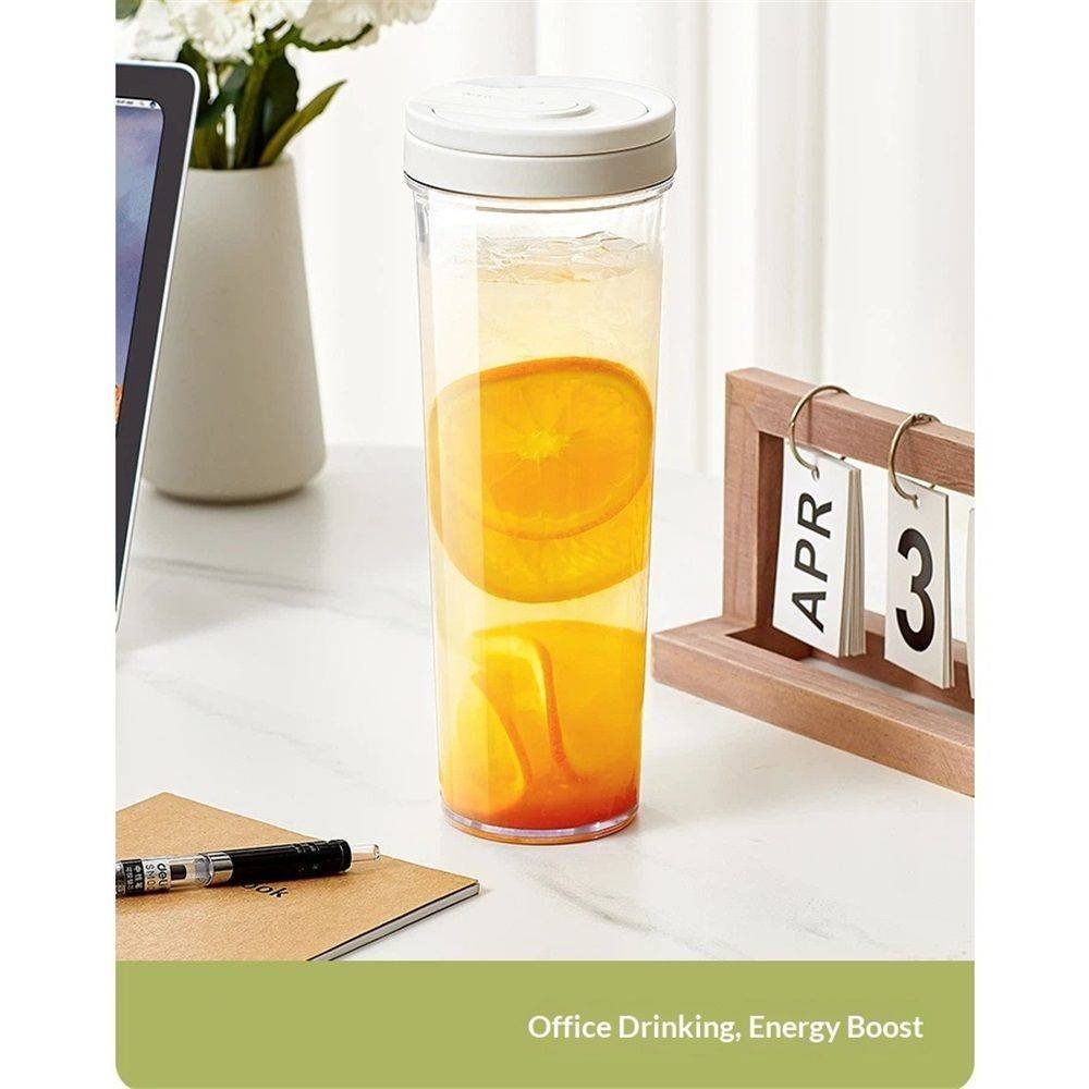Portable Cold Brew Coffee Maker 35oz/1L Iced Coffee Maker and Tea Brewer Leak-Proof Removable Fine Mesh Filter Perfect for Outdoor Camping Trip (White)