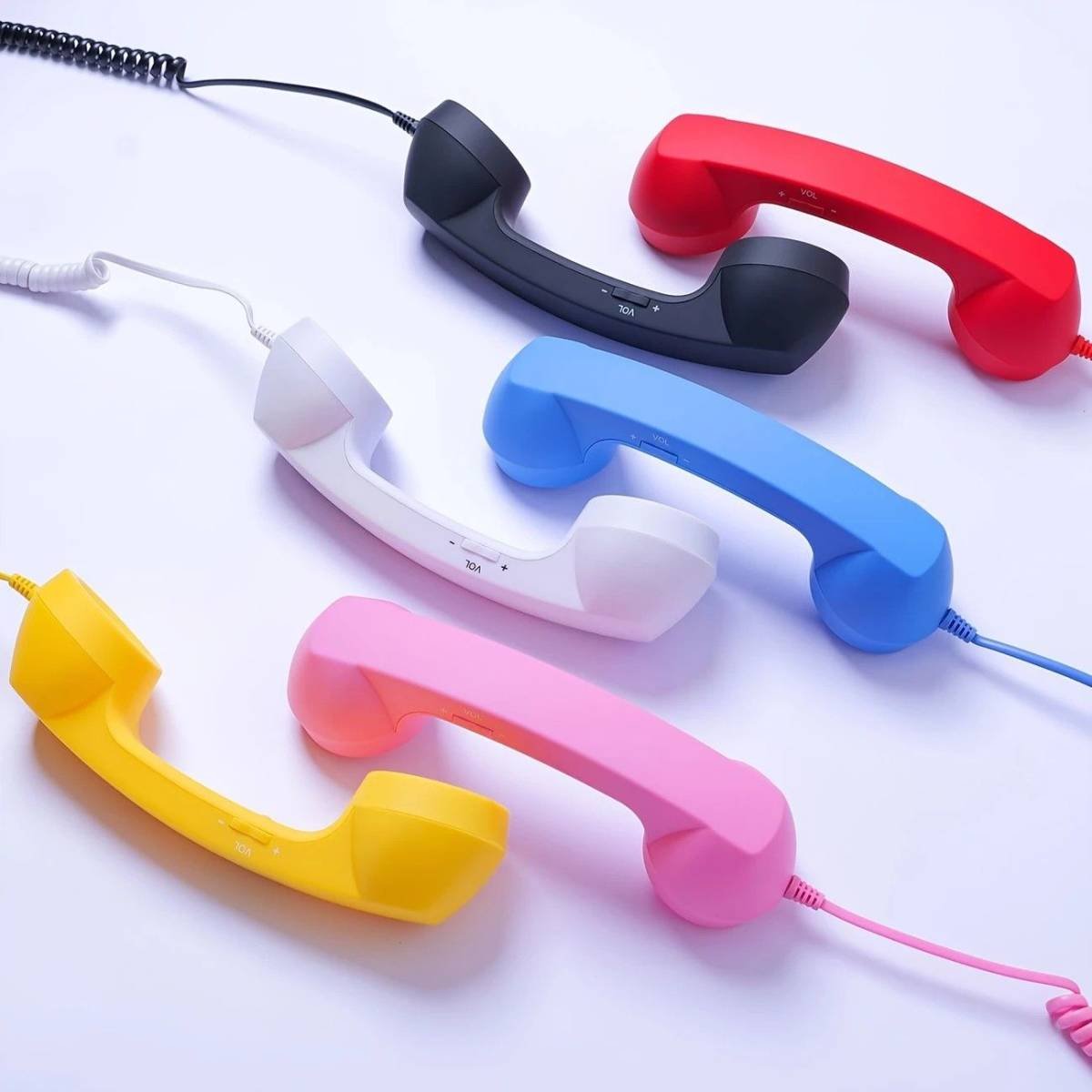 Retro mobile phone handset: Type-C plug-and-play, compatible with iPhone and Android, anti-radiation for ear protection, HD calls, a vintage desktop essential.PINK